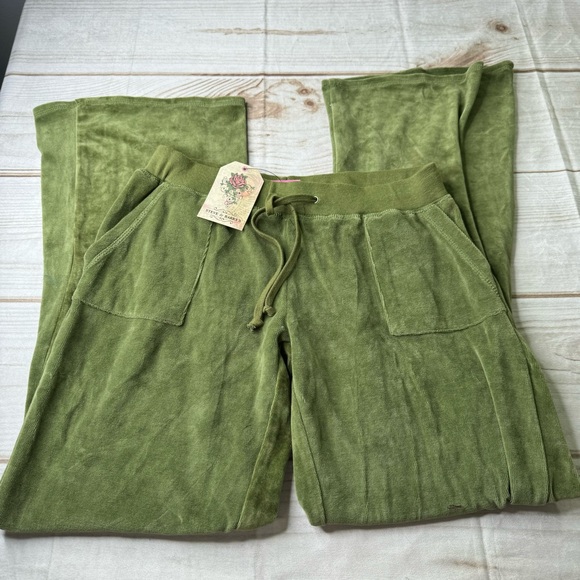 Steve & Barry’s 
size Small
pull on green pants - Picture 9 of 9